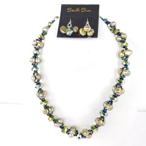 South Sun Freshwater Pearls Necklace Earring Set